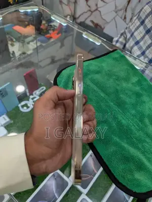 iPhone 13 Pro Max 128GB Gold Premium Smartphone