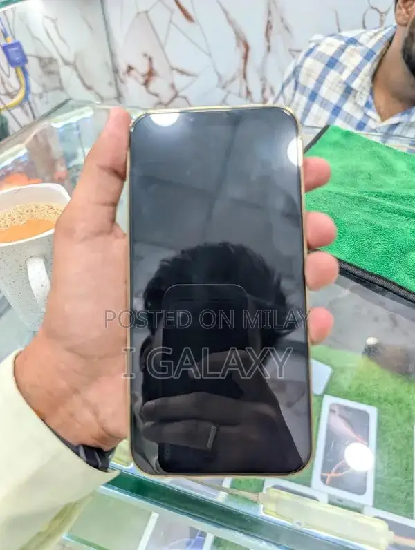 iPhone 13 Pro Max 128GB Gold Premium Smartphone