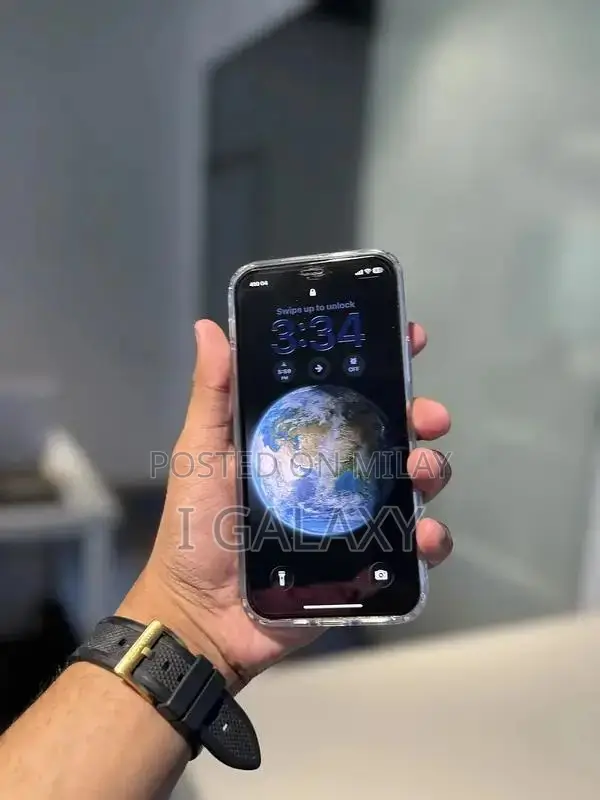 Pro Smartphone 128GB Gold Edition Cellular Device