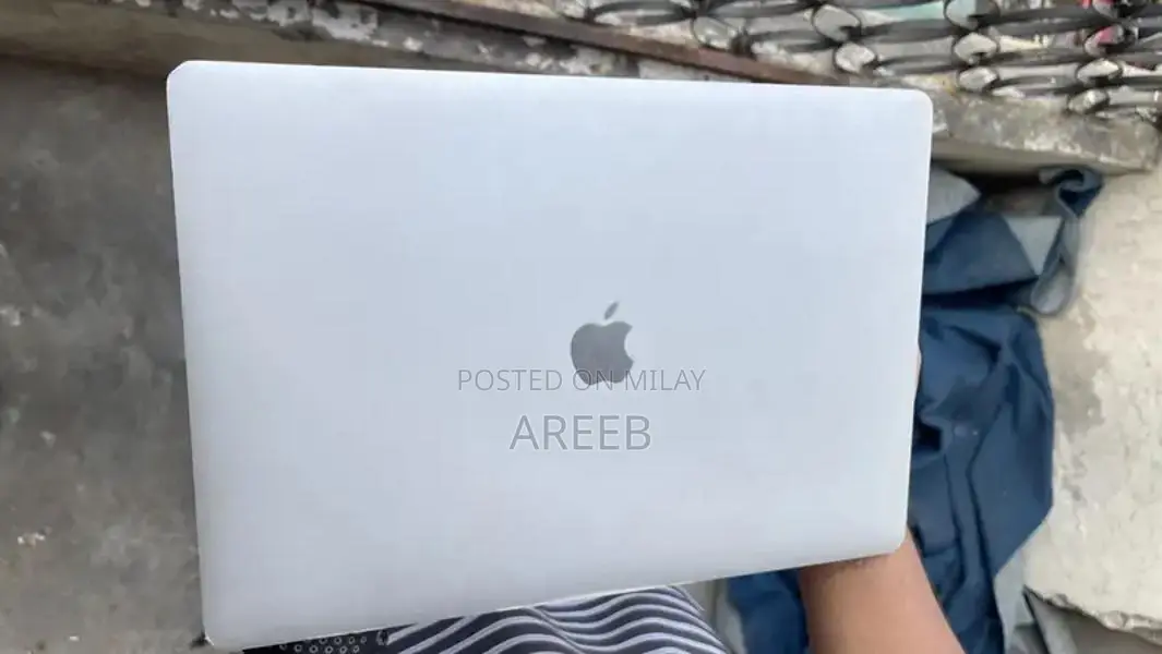 Apple MacBook Pro 15-inch 2017 High-Performance Laptop