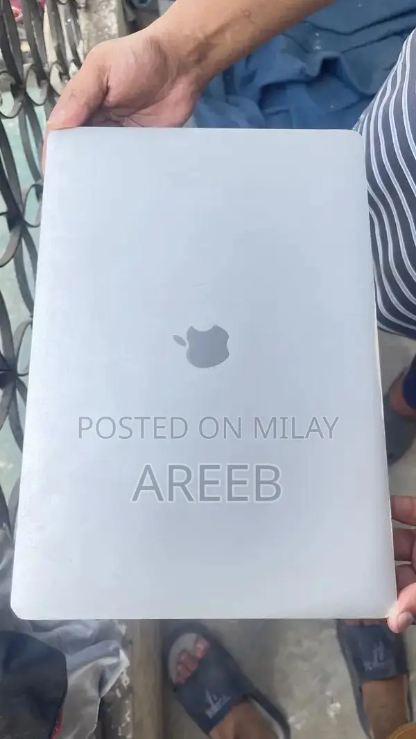 Apple MacBook Pro 15-inch 2017 High-Performance Laptop