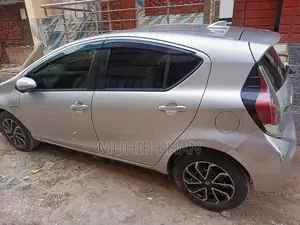 Toyota Aqua Hybrid Compact Car - Low Mileage Efficient Vehicle