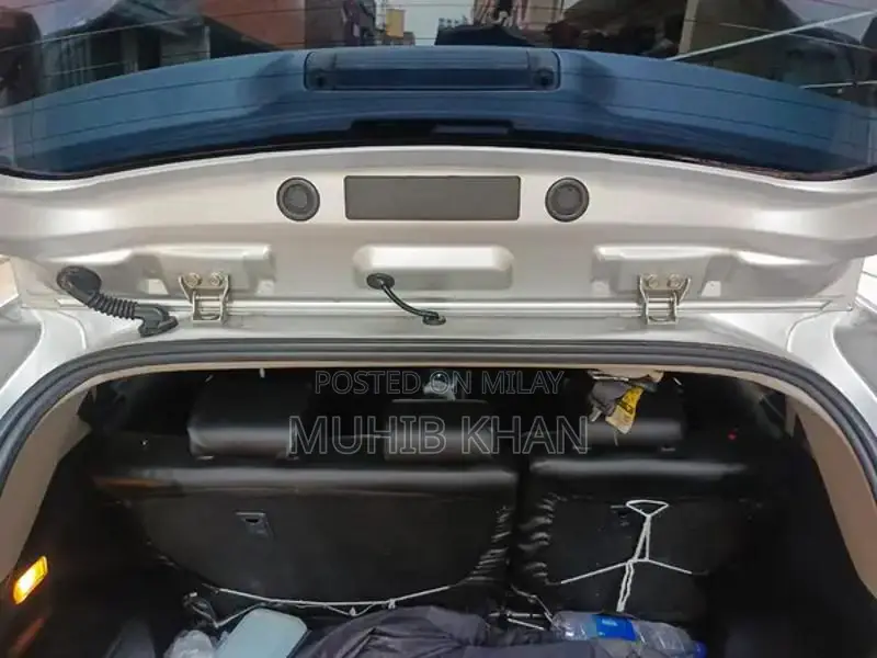 Toyota Aqua Hybrid Compact Car - Low Mileage Efficient Vehicle