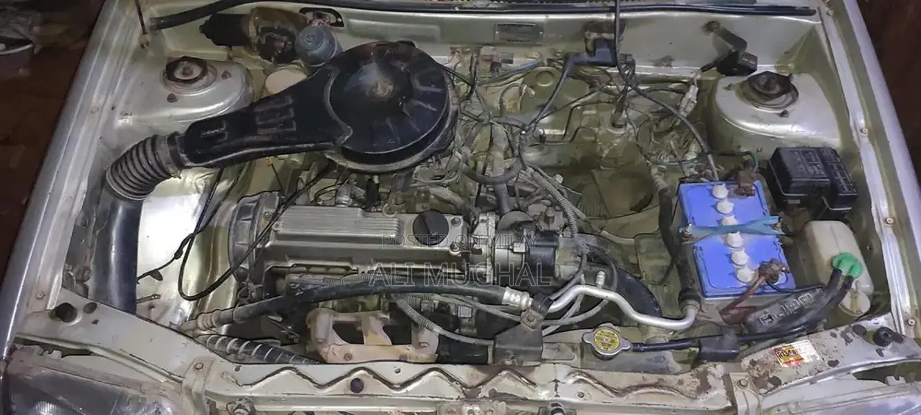 Suzuki Cultus Compact Car - Efficient Urban Transportation