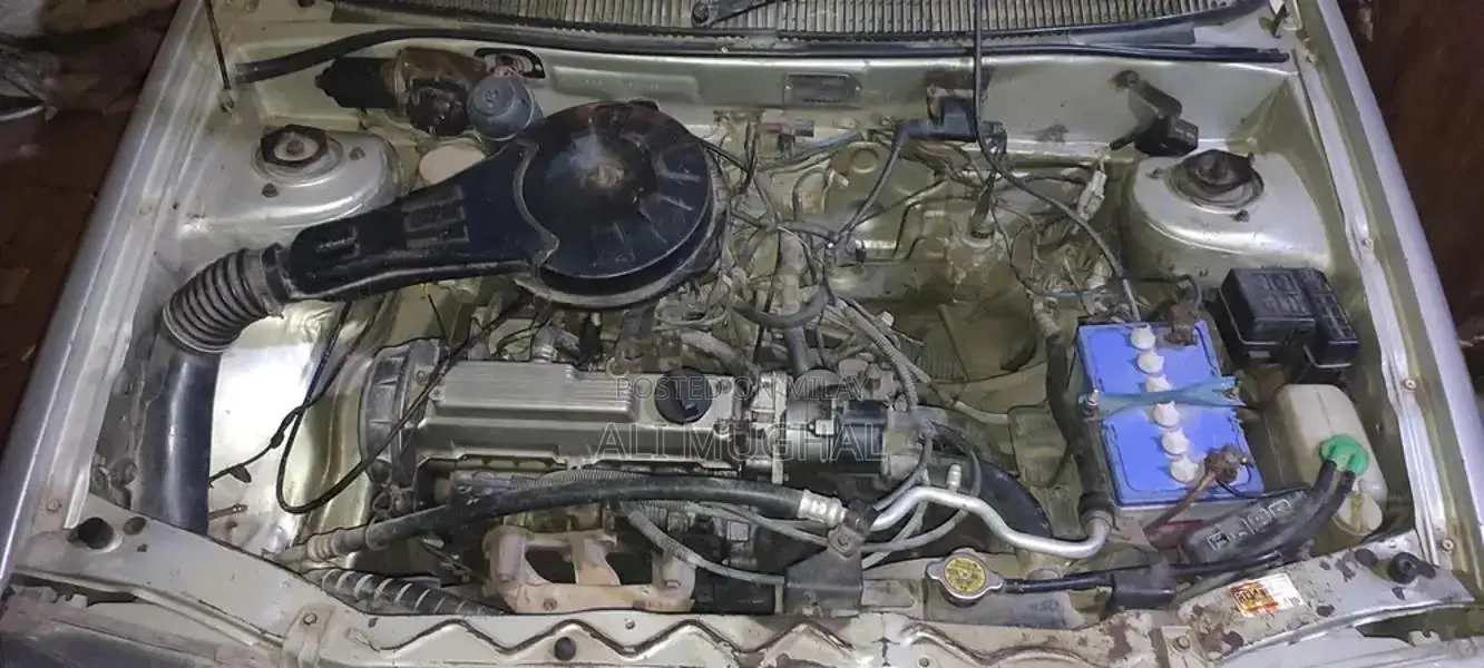 Suzuki Cultus Compact Car - Efficient Urban Transportation