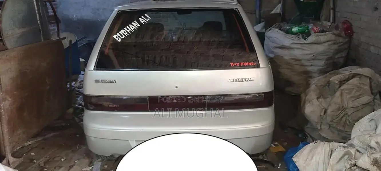 Suzuki Cultus Compact Car - Efficient Urban Transportation