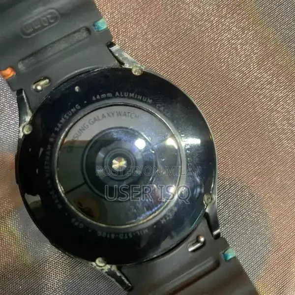 Samsung Galaxy Watch 4 44mm Smart Fitness Tracker Smartwatch