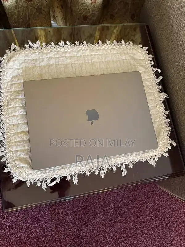 Apple MacBook Pro 16" M1 Pro - Barely Used High-Performance Laptop