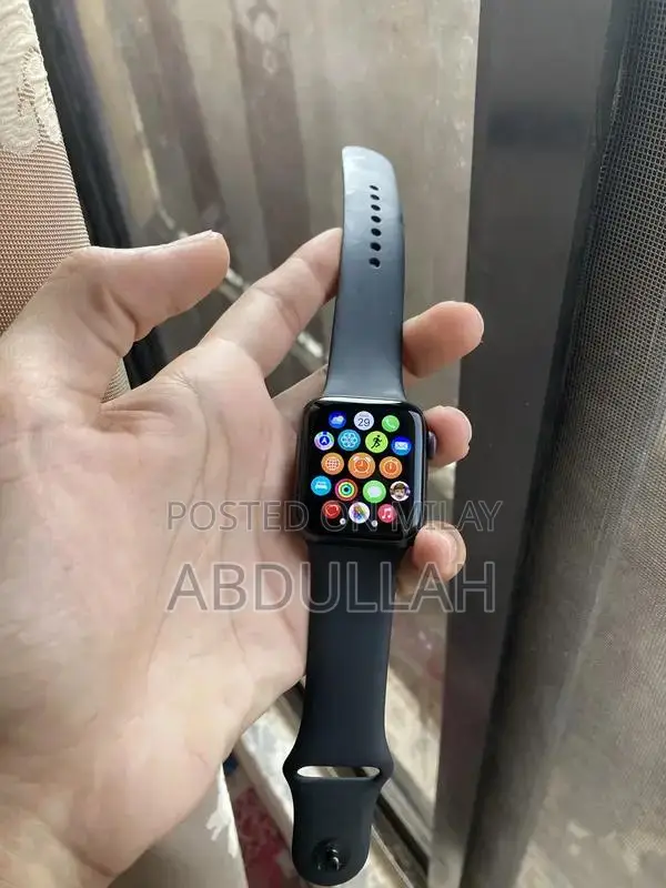 Apple Watch SE 40mm Space Grey Smartwatch with Fitness Tracking