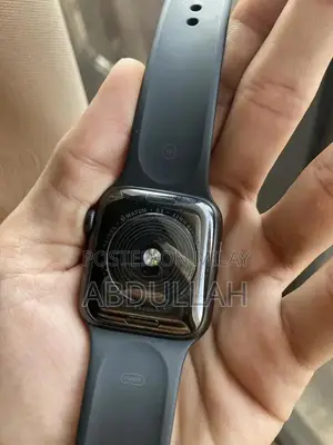 Apple Watch SE 40mm Space Grey Smartwatch with Fitness Tracking