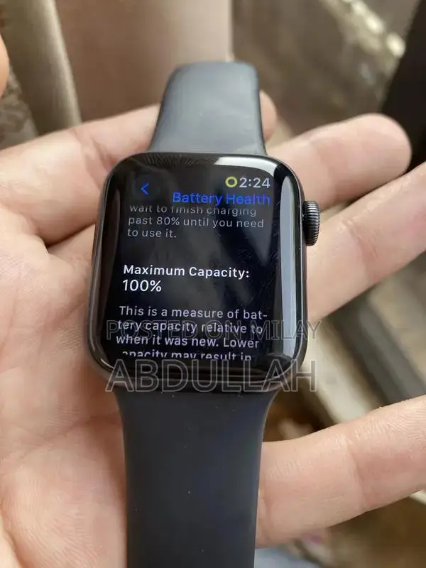 Apple Watch SE 40mm Space Grey Smartwatch with Fitness Tracking