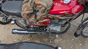 Honda 125cc Motorcycle - Compact Urban Commuter Bike