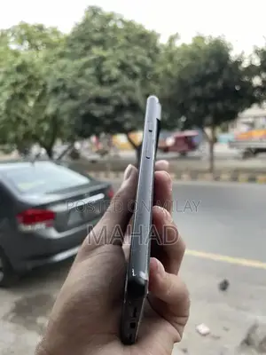 Google Pixel 6 Smartphone 128GB Pristine Condition