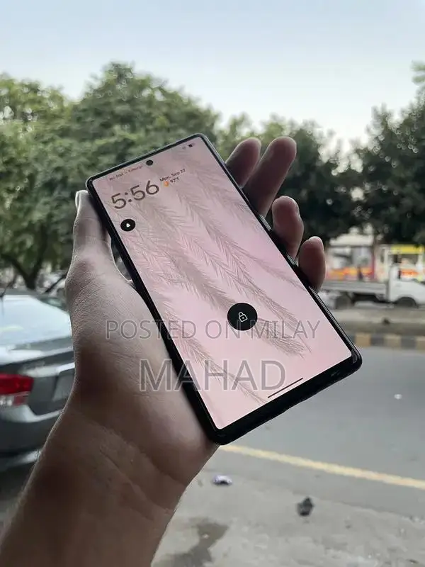 Google Pixel 6 Smartphone 128GB Pristine Condition