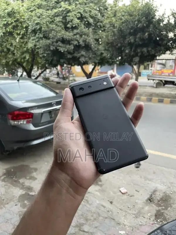 Google Pixel 6 Smartphone 128GB Pristine Condition