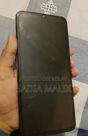 Vivo Y18 Smartphone 4GB RAM 128GB Storage