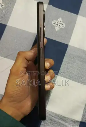 Vivo Y18 Smartphone 4GB RAM 128GB Storage