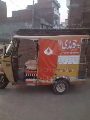 TukTuk Three-Wheeler Auto Rickshaw - New Engine Condition