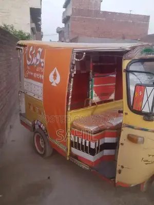 TukTuk Three-Wheeler Auto Rickshaw - New Engine Condition
