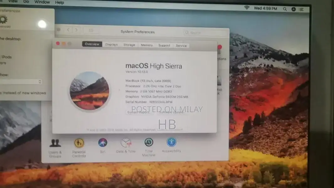 Apple MacBook 13-inch Late 2009 Laptop