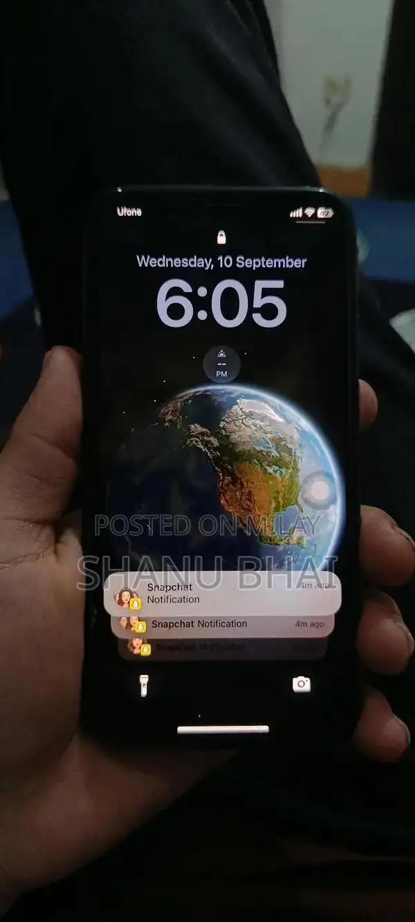 Apple iPhone XS 64GB Non-PTA Unlocked Smartphone