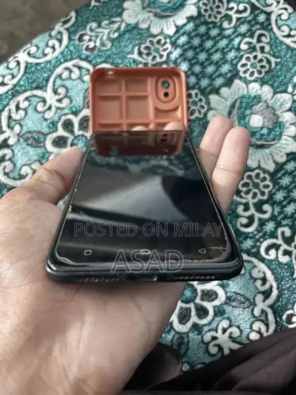 OPPO A37fw Budget Smartphone with 2GB RAM and 16GB Storage