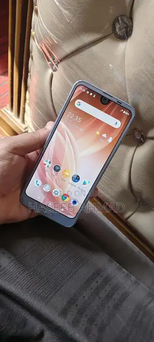 High-Performance Gaming Smartphone with Snapdragon 845