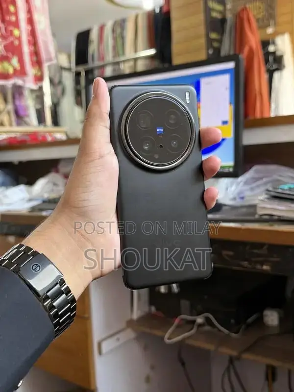 Vivo X200 Pro High-Performance Smartphone