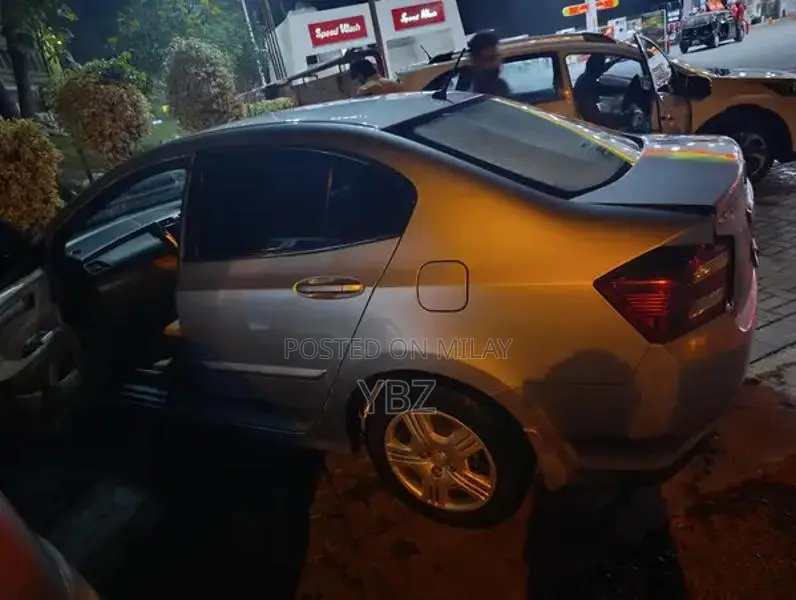 Honda City 1.3 Automatic Sedan - 2nd Owner Vehicle