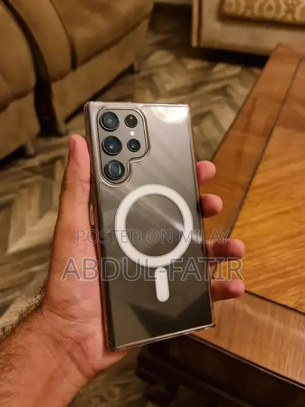 Samsung Galaxy S22 Ultra Phantom Black Smartphone