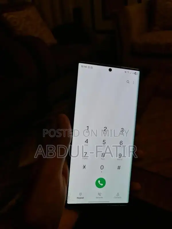 Samsung Galaxy S22 Ultra Phantom Black Smartphone