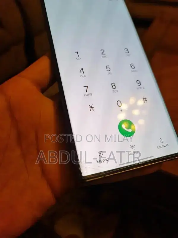 Samsung Galaxy S22 Ultra Phantom Black Smartphone