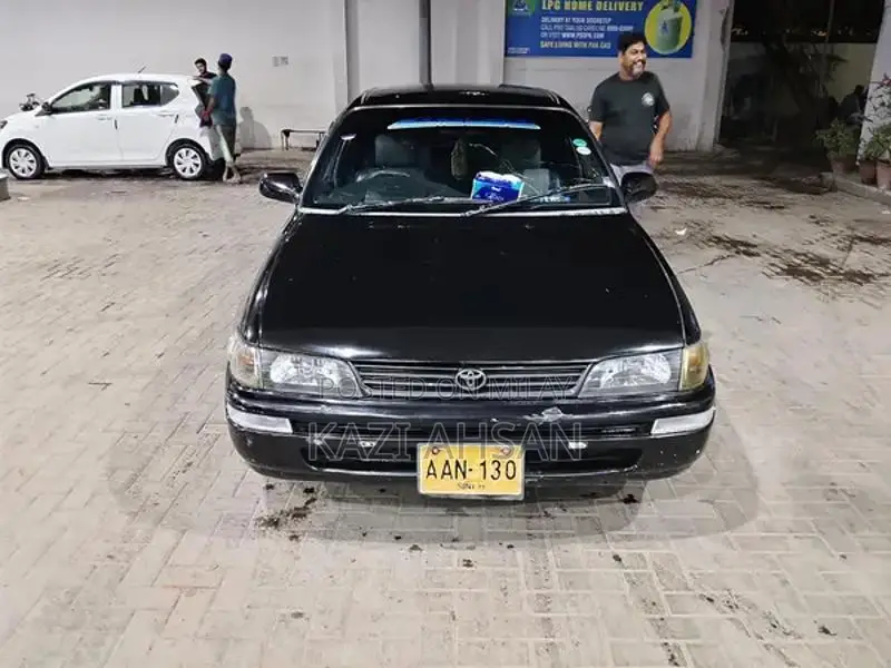 Toyota Corolla GL Sedan - Well Maintained Daily Driver