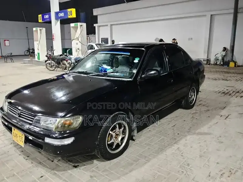 Toyota Corolla GL Sedan - Well Maintained Daily Driver