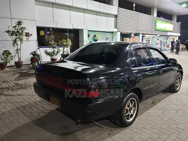 Toyota Corolla GL Sedan - Well Maintained Daily Driver