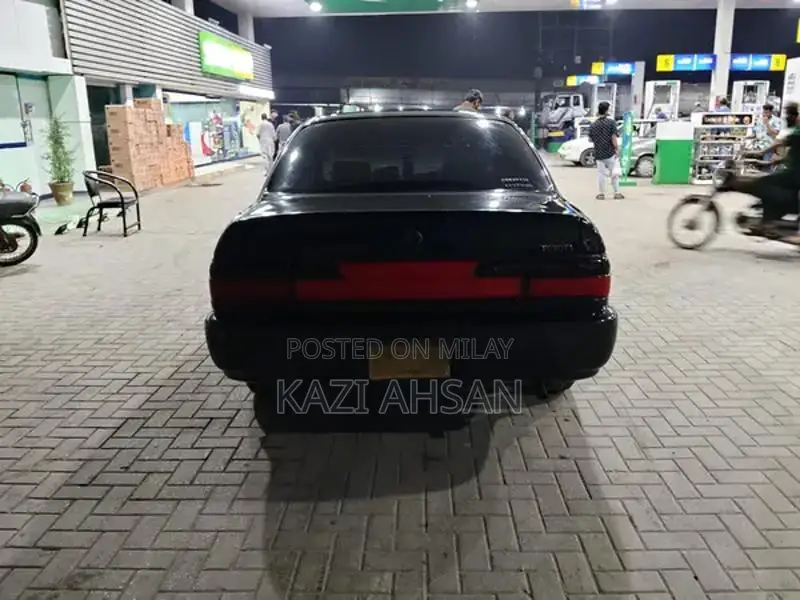 Toyota Corolla GL Sedan - Well Maintained Daily Driver