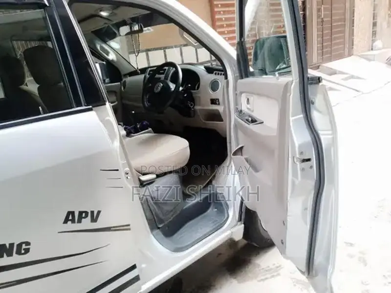 Suzuki APV 1.5L Minivan - 2008 Model Compact MPV