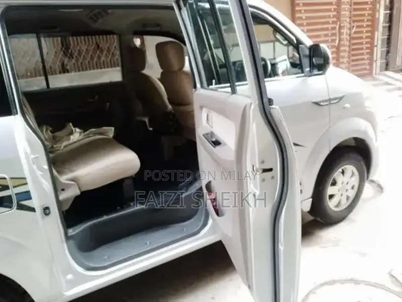 Suzuki APV 1.5L Minivan - 2008 Model Compact MPV