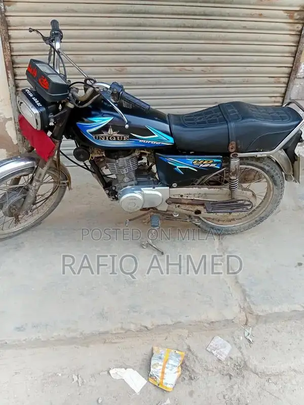 Unique 125cc Motorcycle - First Owner, Excellent Condition