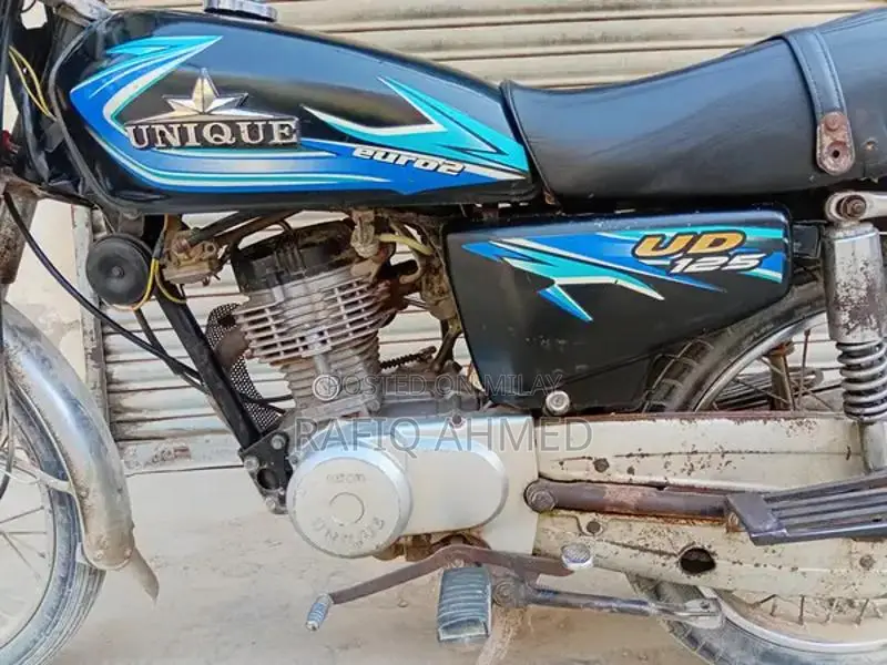 Unique 125cc Motorcycle - First Owner, Excellent Condition