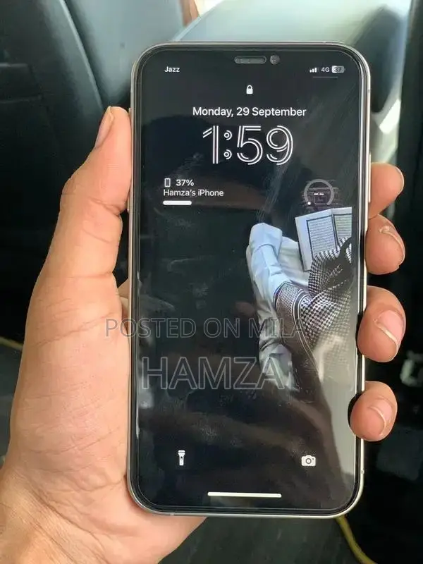 iPhone XR PTA approved