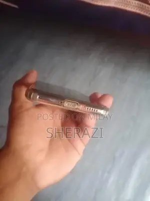 8+4GB RAM 128GB ROM AMOLED Smartphone with 90Hz Display