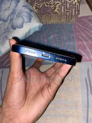 Apple Smartphone 64GB PTA Approved Refurbished Device