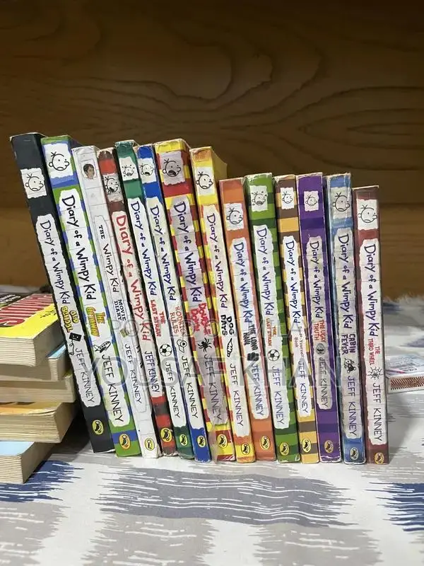 Diary of a Wimpy Kid Complete Book Collection Set
