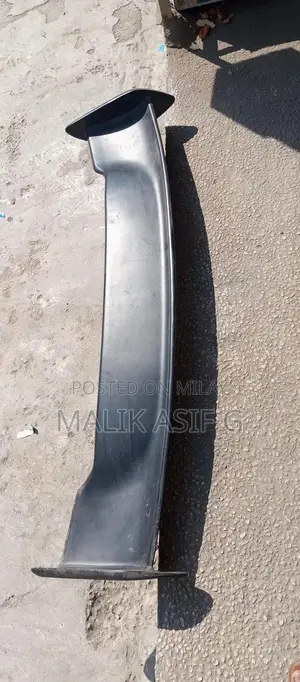car spoiler