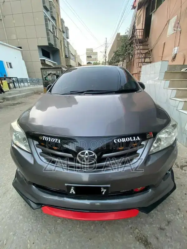 Toyota Corolla Altis SR Sedan with Enhanced Performance