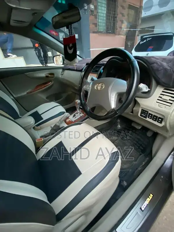 Toyota Corolla Altis SR Sedan with Enhanced Performance