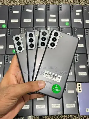 Photo - Samsung Galaxy S Series and Flip Smartphones - Latest Models Available