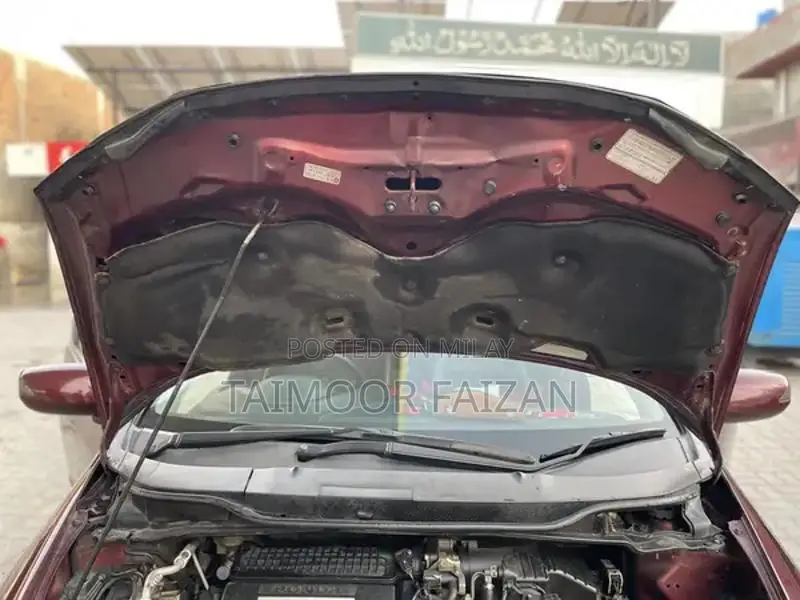 Honda Insight Exclusive Hybrid Sedan with Advanced Features