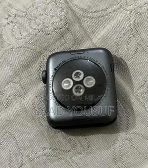 Apple Watch Series 3 - 100% Battery Health, Excellent Condition with M